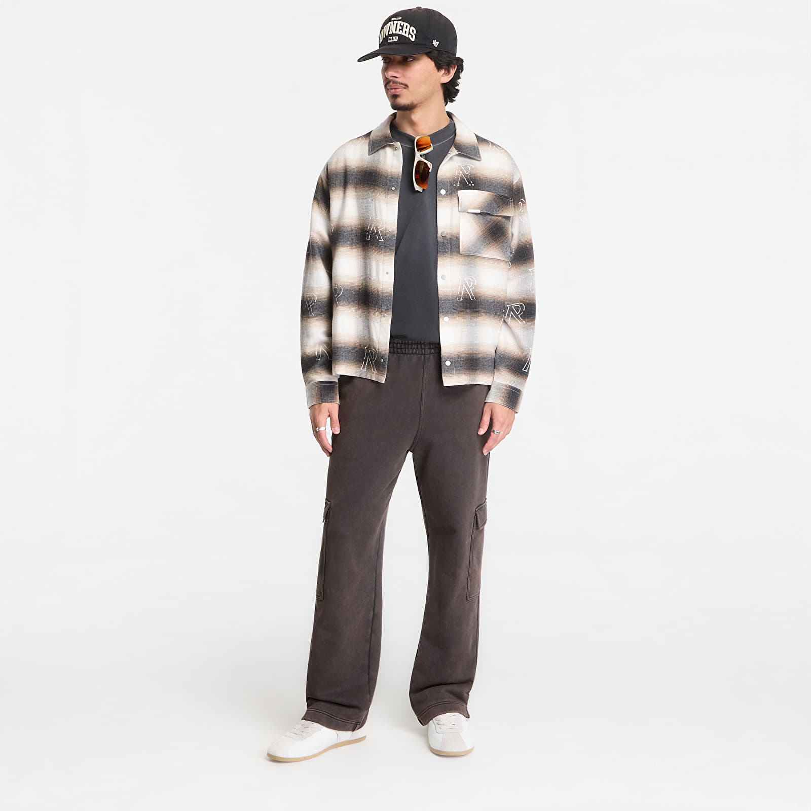 Pantalon survêtement Represent Initial Cargo Sweatpants Coffee