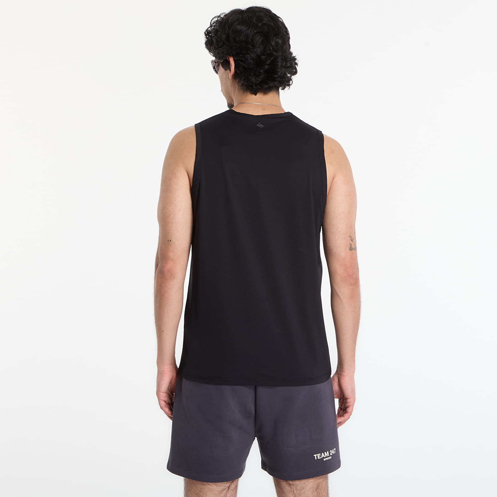 Débardeurs  REPRESENT 247 Dna Mesh Vest UNISEX Jet Black