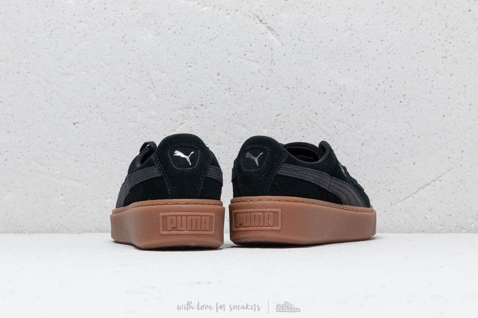 Puma suede 2024 platform animal black
