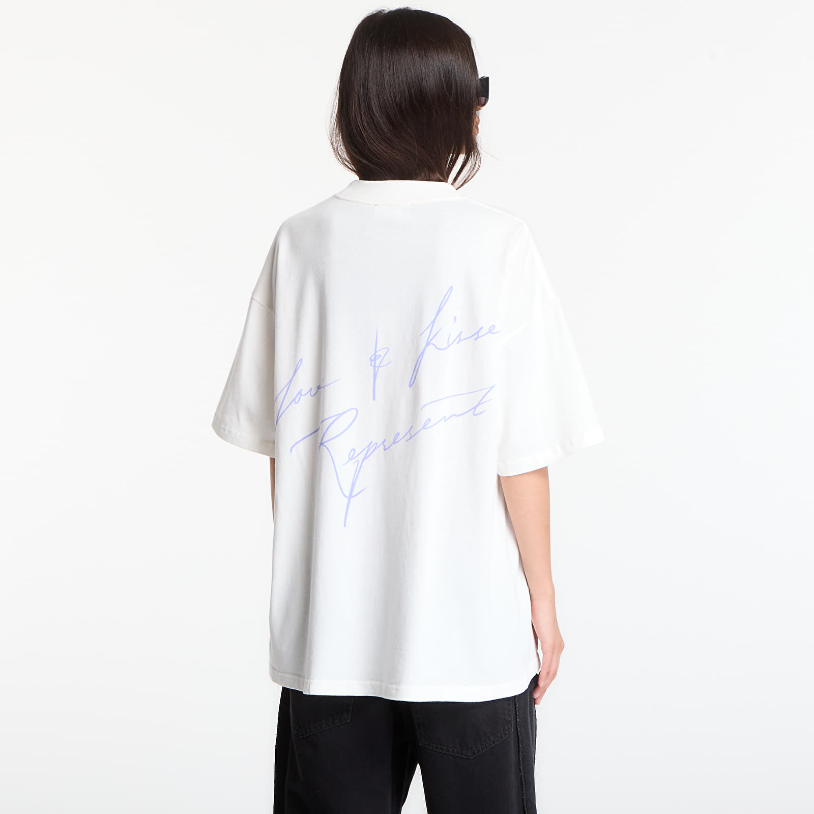 T-shirts Represent Love And Kisses Tshirt UNISEX Flat White