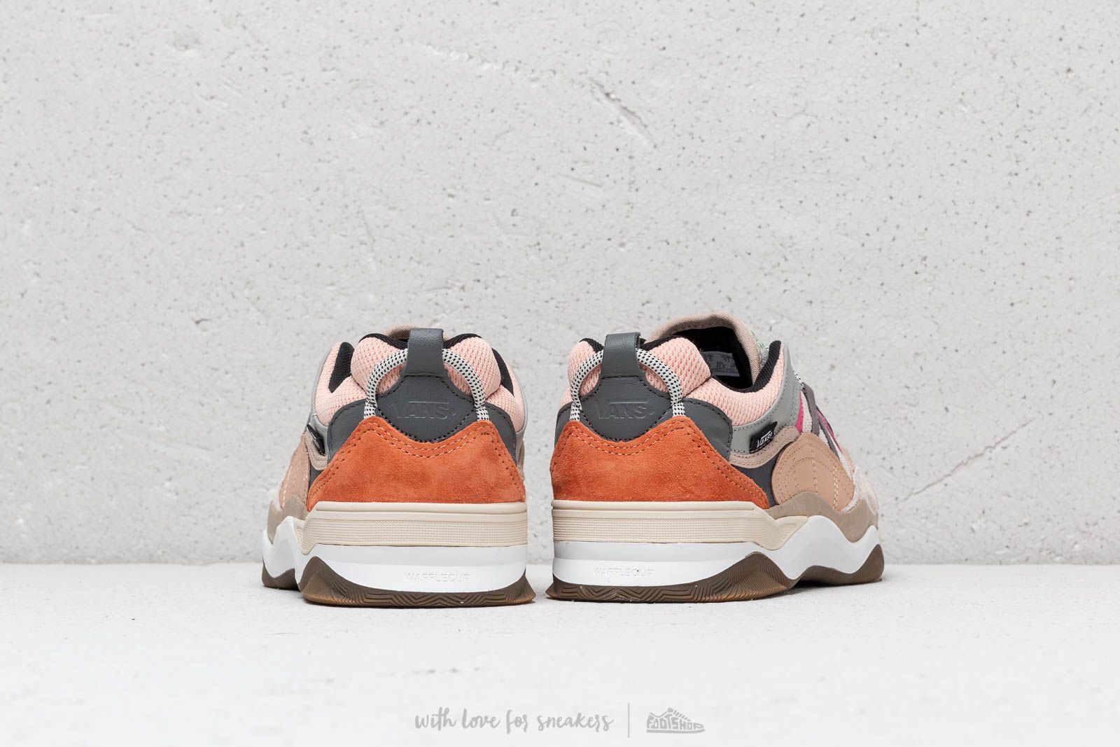 Multi varix wc shoes online