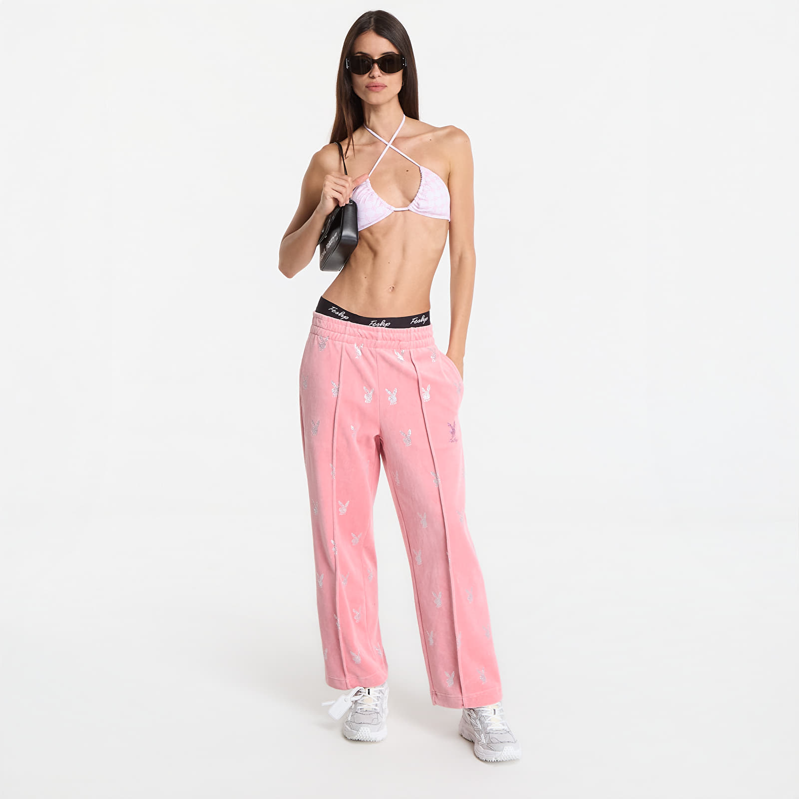 Women's sweatpants Playboy x FTSHP Girls Velvet Sweatpants Pink