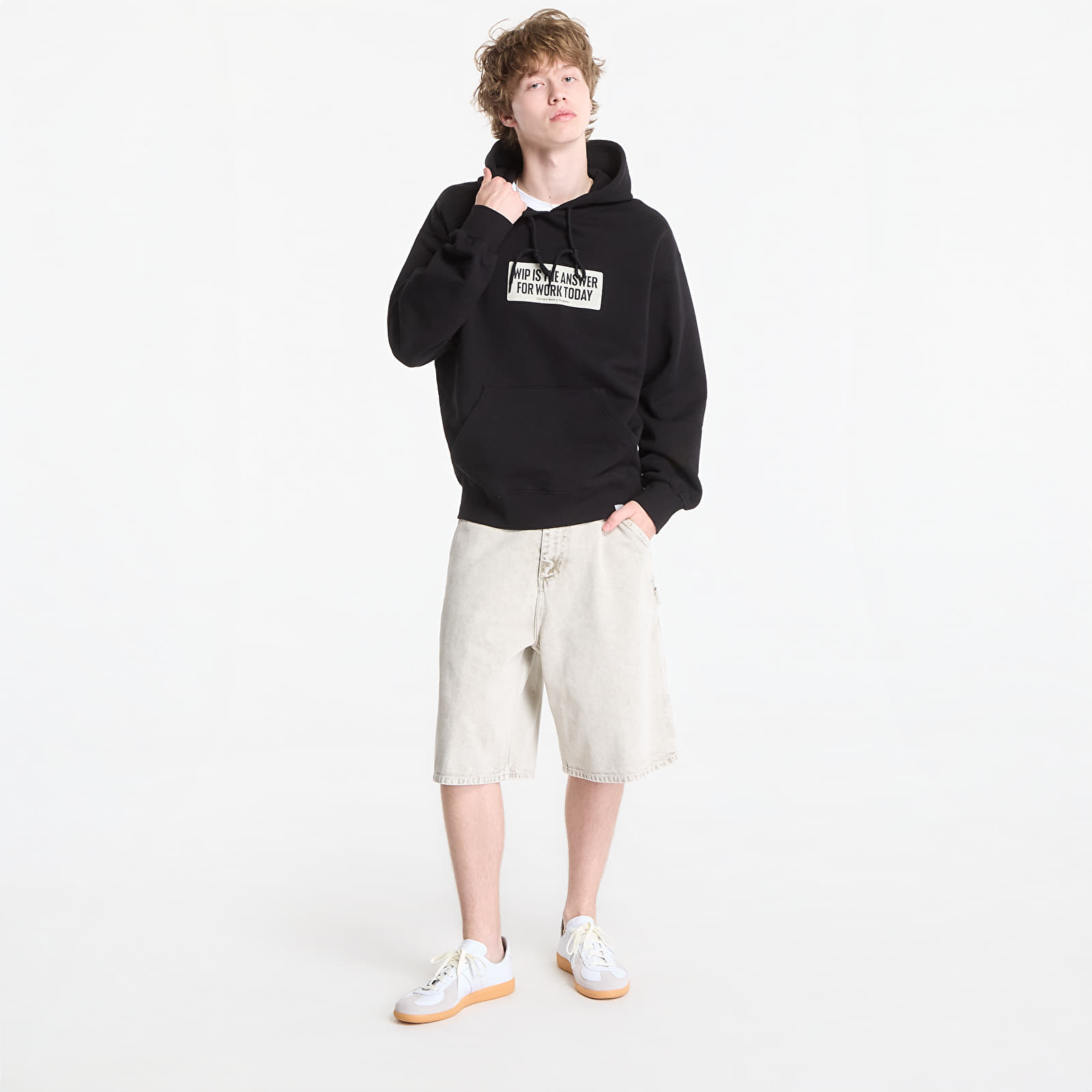 Sweatjacken und Sweatshirts Carhartt WIP Hooded Bumper Sticker Sweat UNISEX Black