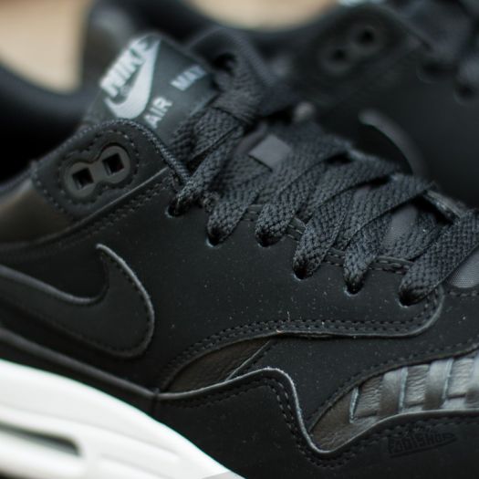 Nike air max 1 woven black hotsell