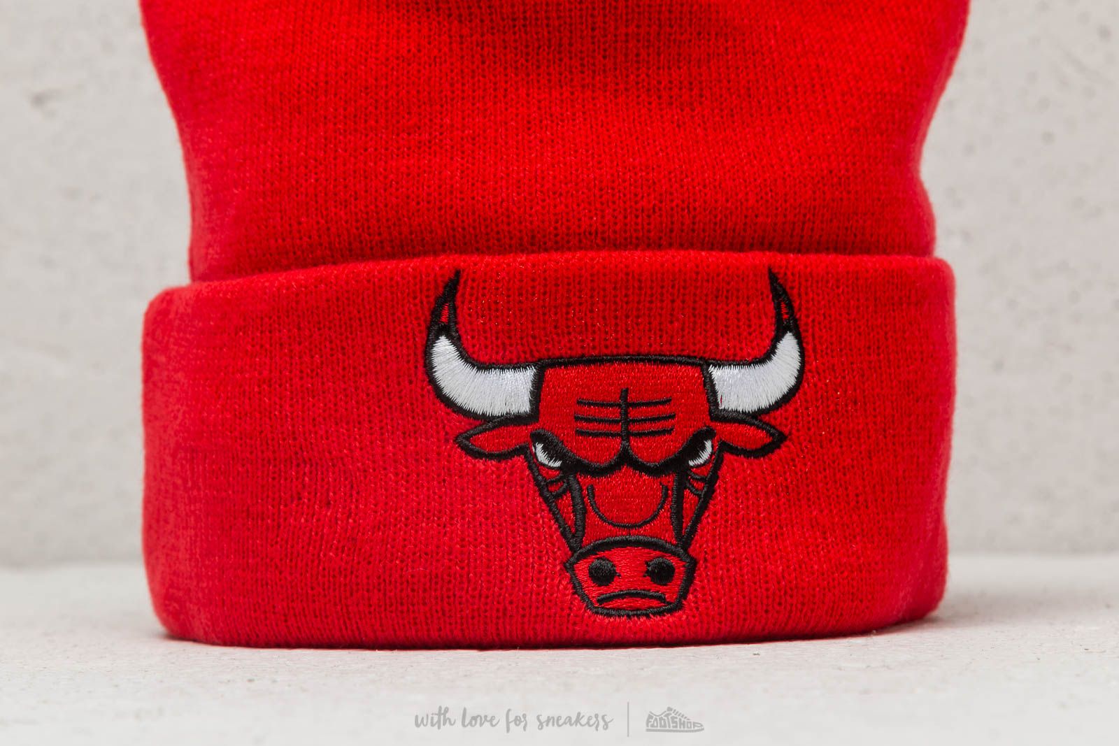 Hats New Era NBA Team Essential Cuff Chicago Bulls Beanie Red