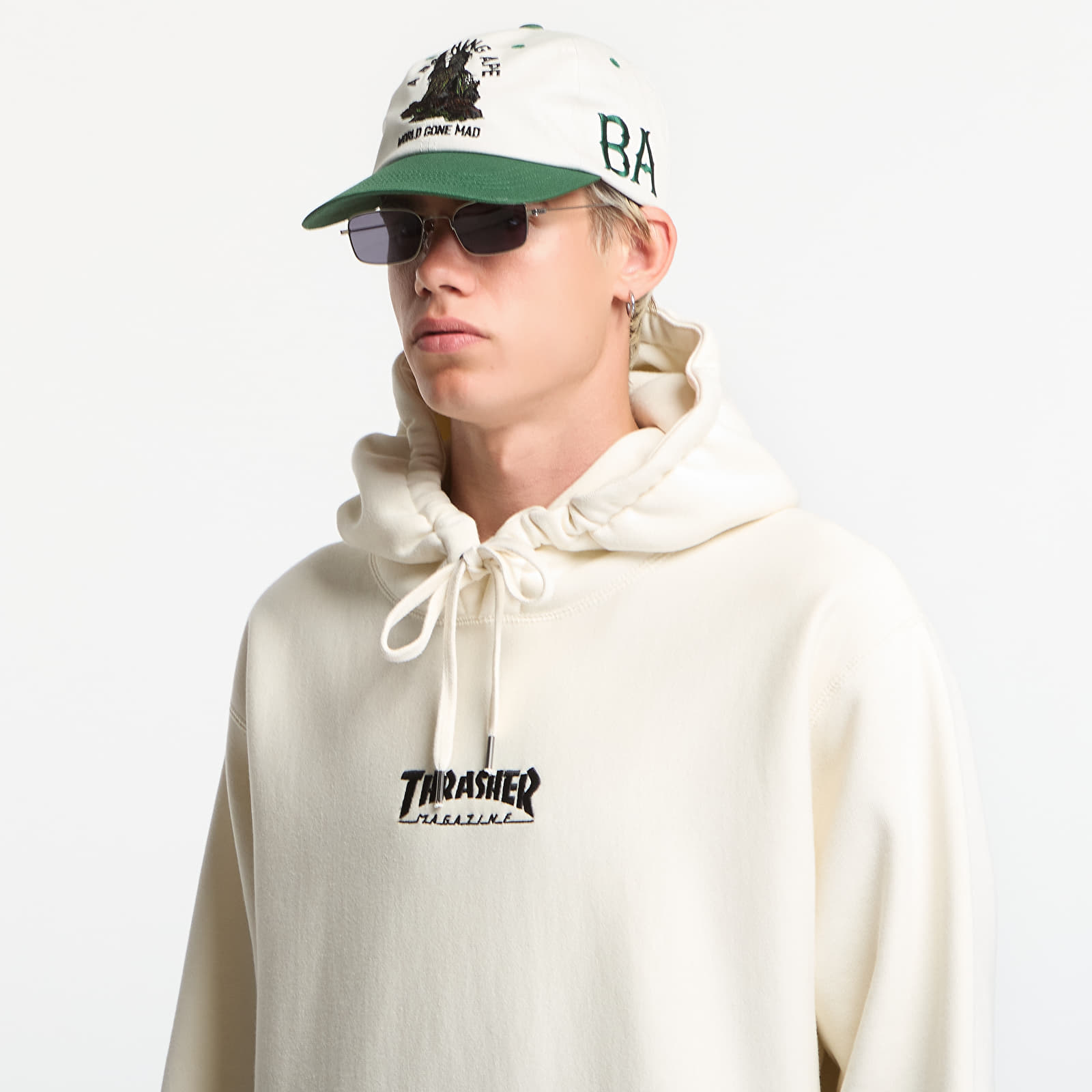 Mikiny Thrasher Heavyweight Embroidered Mag Logo Hoodie Beige