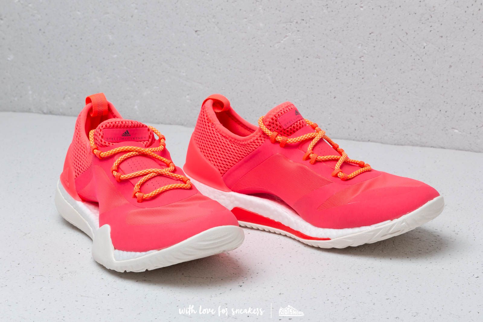 Women's shoes adidas x Stella McCartney Pureboost X TR 3.0 Turbo/ Core Red/ Core White