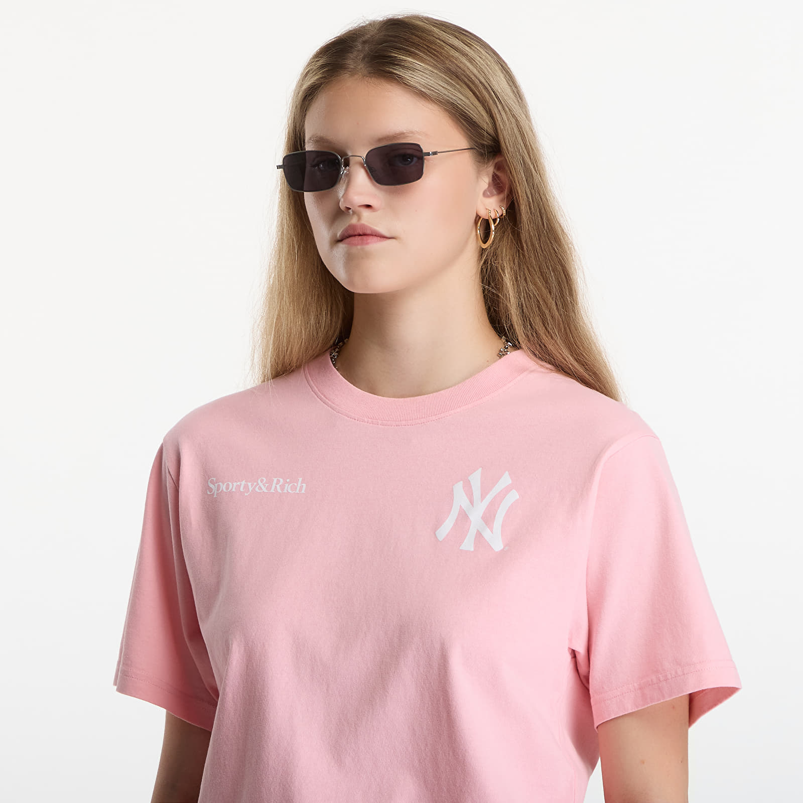 T-shirts Sporty & Rich Yankees Arch Tshirt UNISEX Candy/ White