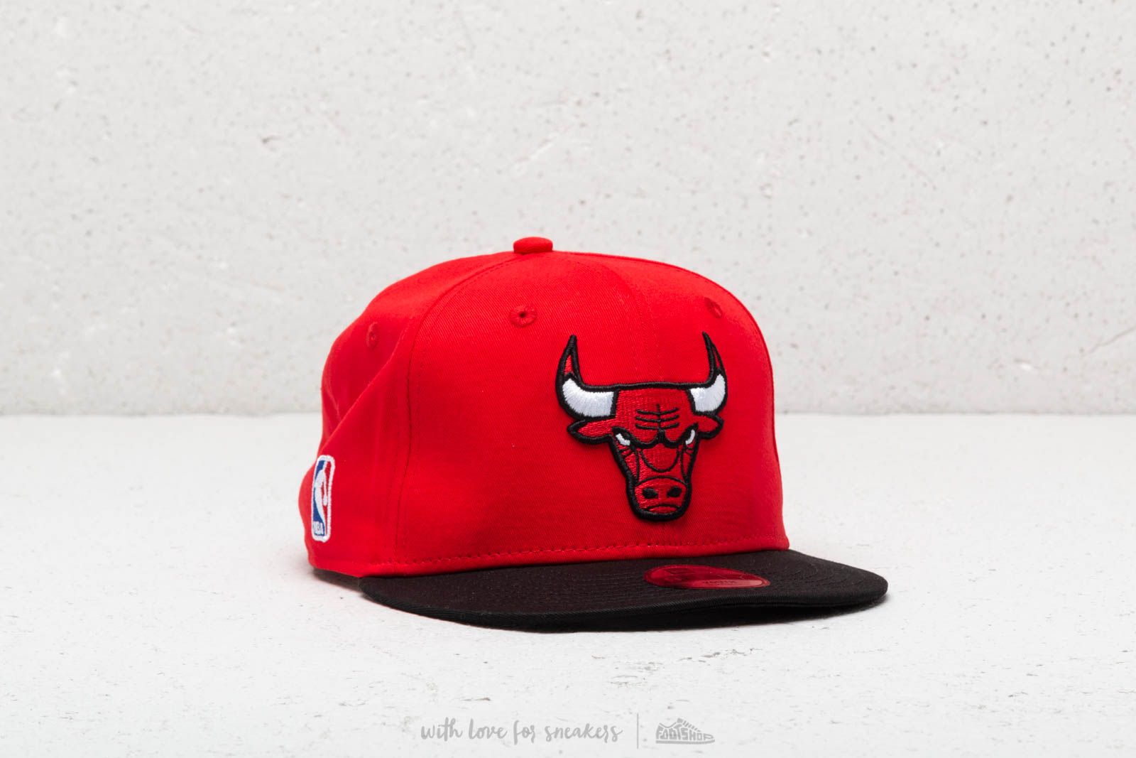 Snapback New Era 9Fifty NBA Youth Team Essential Chicago Bulls Cap Red/ Black