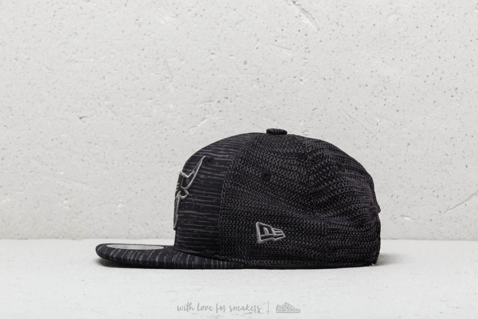 Šiltovky New Era Engineered Fit Chicago Bulls Snapback Grey