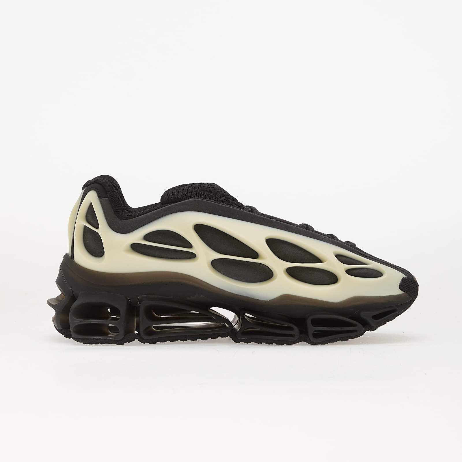 Herresko adidas x Willy Chavarria Megaride Low Core Black/ Core Black/ Cream White