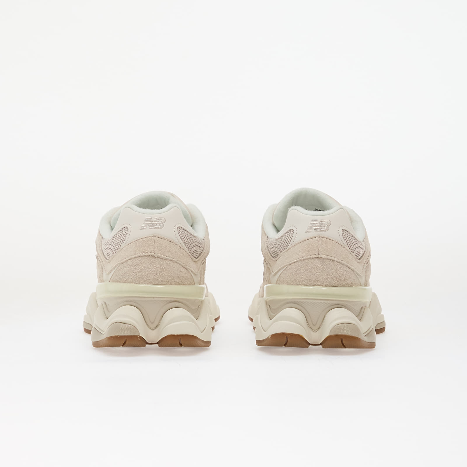 Herenschoenen New Balance 9060 Moonbeam/ Sea Salt/ Black Asp