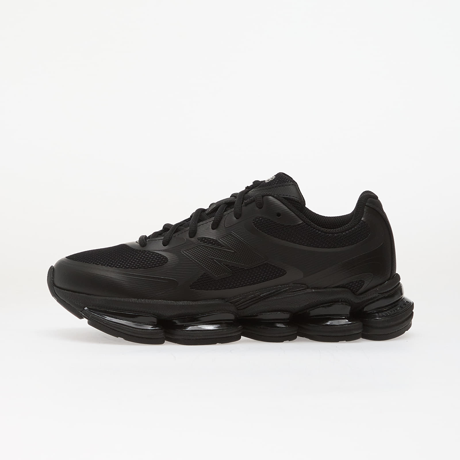 Chaussures et baskets homme New Balance 2000 Black/ White