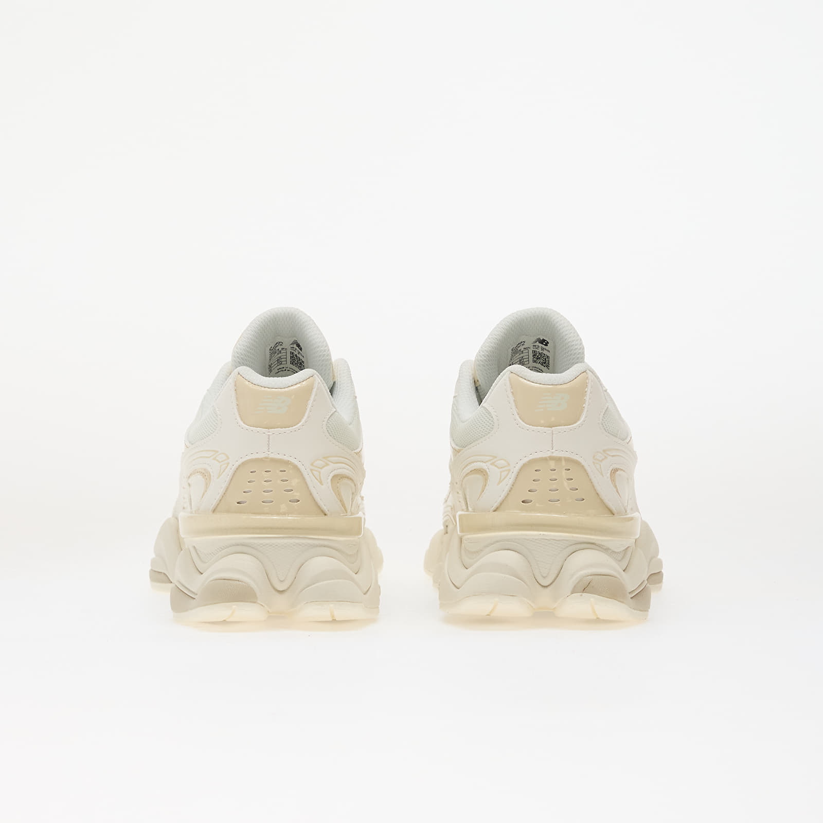 Herren Sneaker und Schuhe New Balance 9060 Bone/ Sea Salt