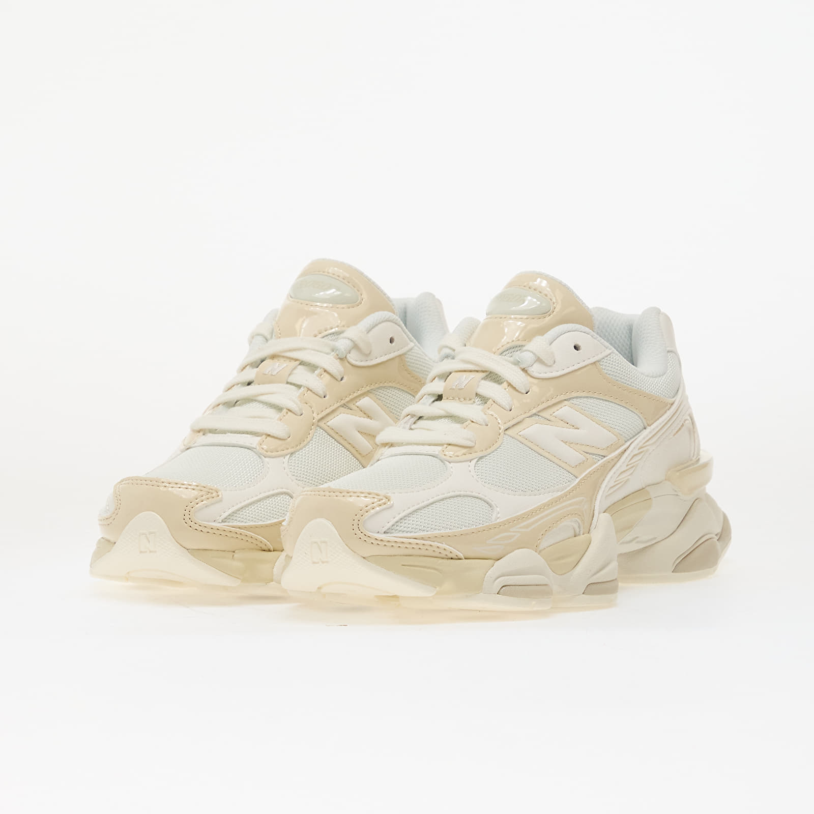 Herren Sneaker und Schuhe New Balance 9060 Bone/ Sea Salt
