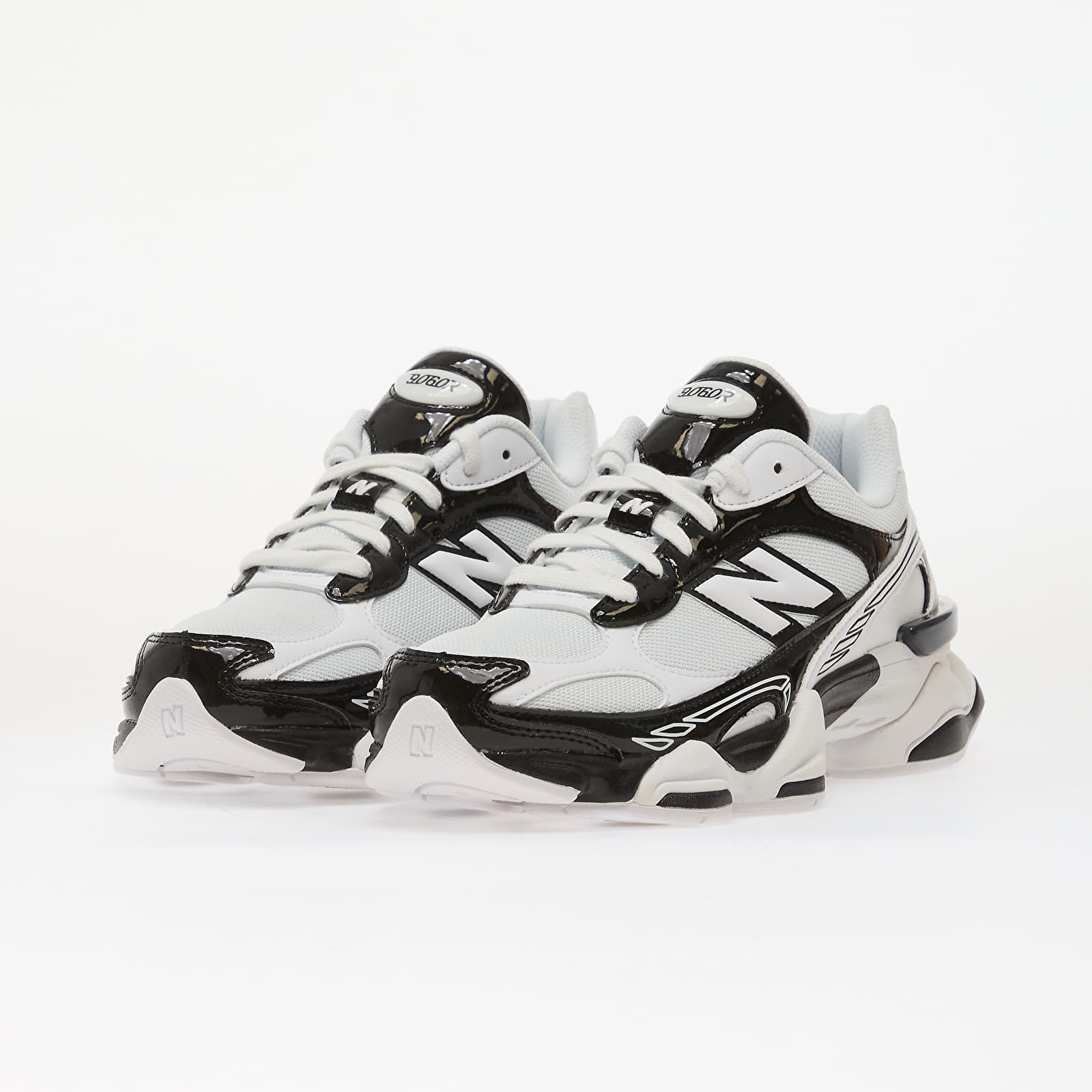 Herren Sneaker und Schuhe New Balance 9060 Black/ White