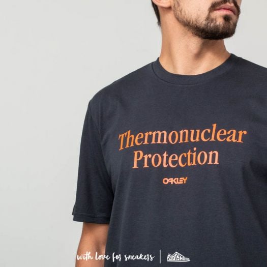 Oakley thermonuclear protection t shirt top