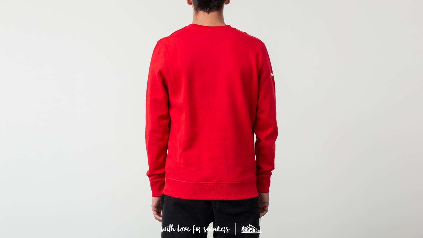 Hupparit ja collegepaidat New Era NBA Team Apparel Crewneck Chicago Bulls Front Door Red