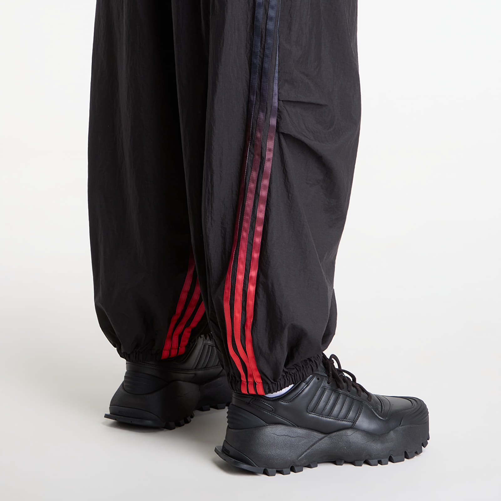 Men's trousers Y-3 Gradient 3 Stripes Nylon Cargo Pants UNISEX Black