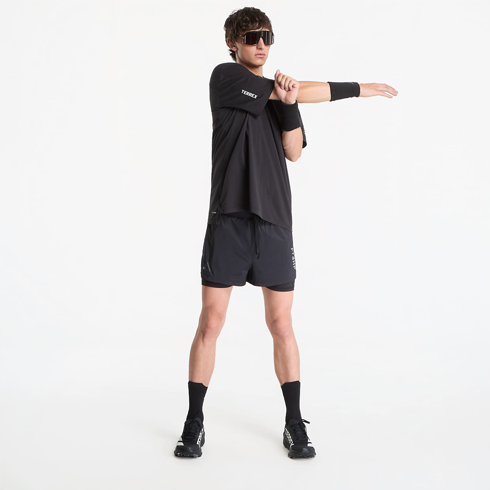 Korte broeken FTSHP x adidas Terrex STARGAZER Men Shorts 2IN1 Black