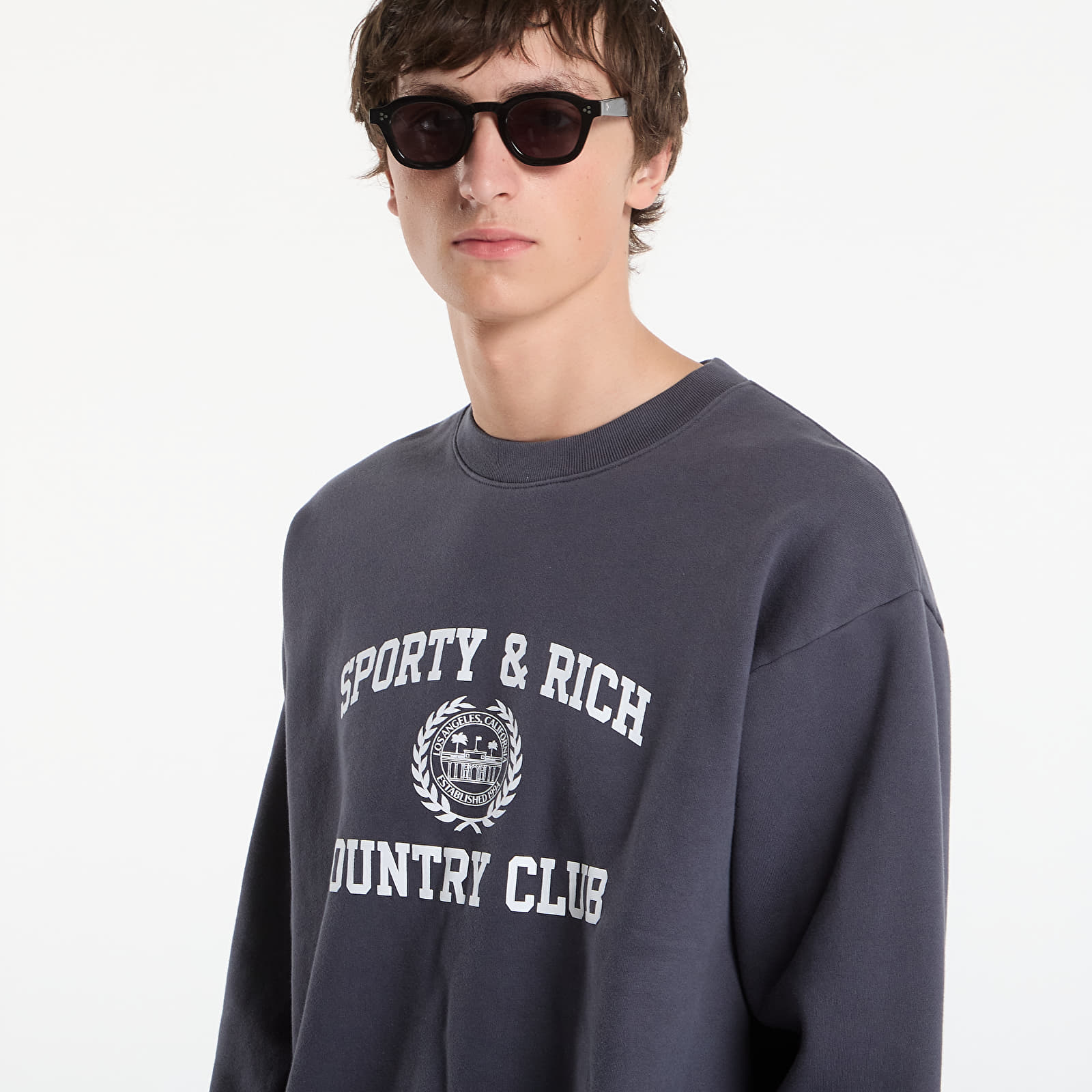 Регланы и толстовки Sporty & Rich Varsity Crest Crewneck UNISEX Carbon