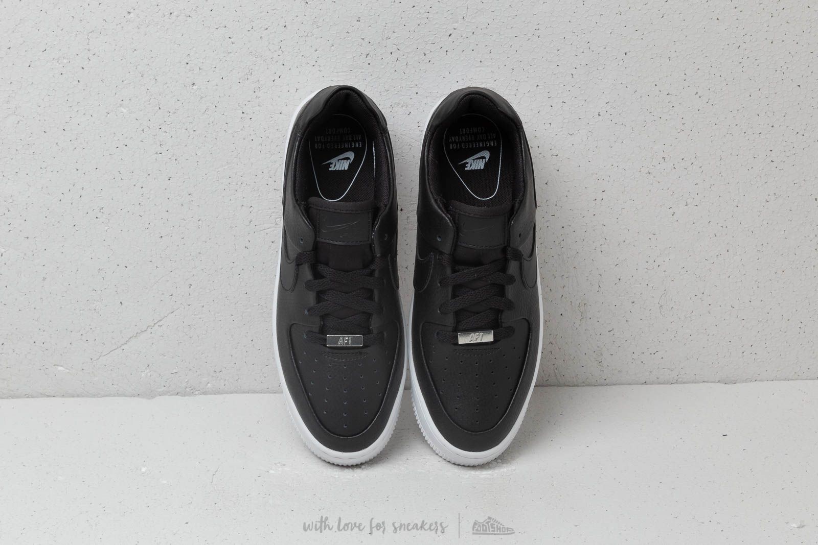 Női cipők Nike W Af1 Sage Low Black/ Black-White