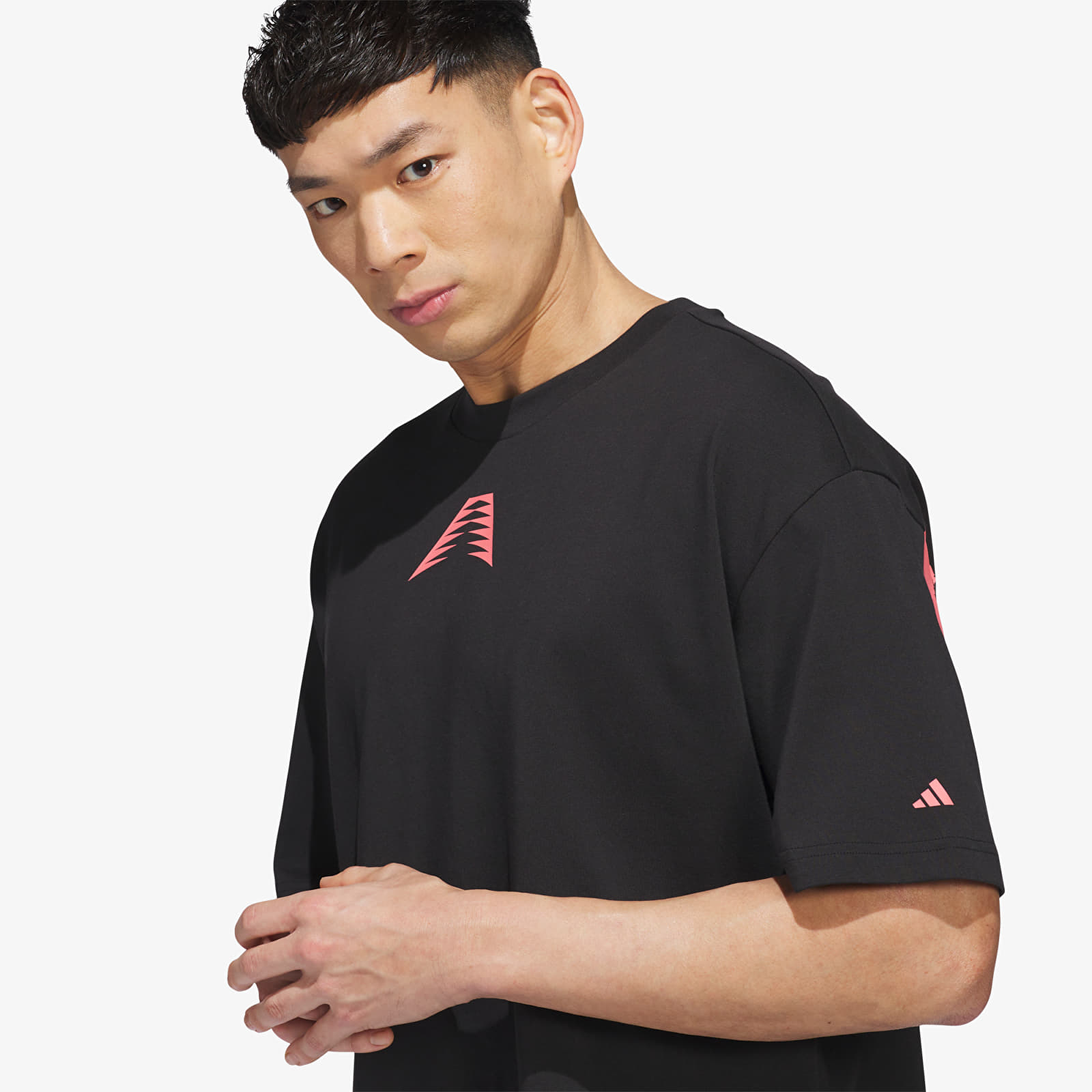 Футболки adidas Anthony Edwards Believe That Tee Black/ Solar Turbo
