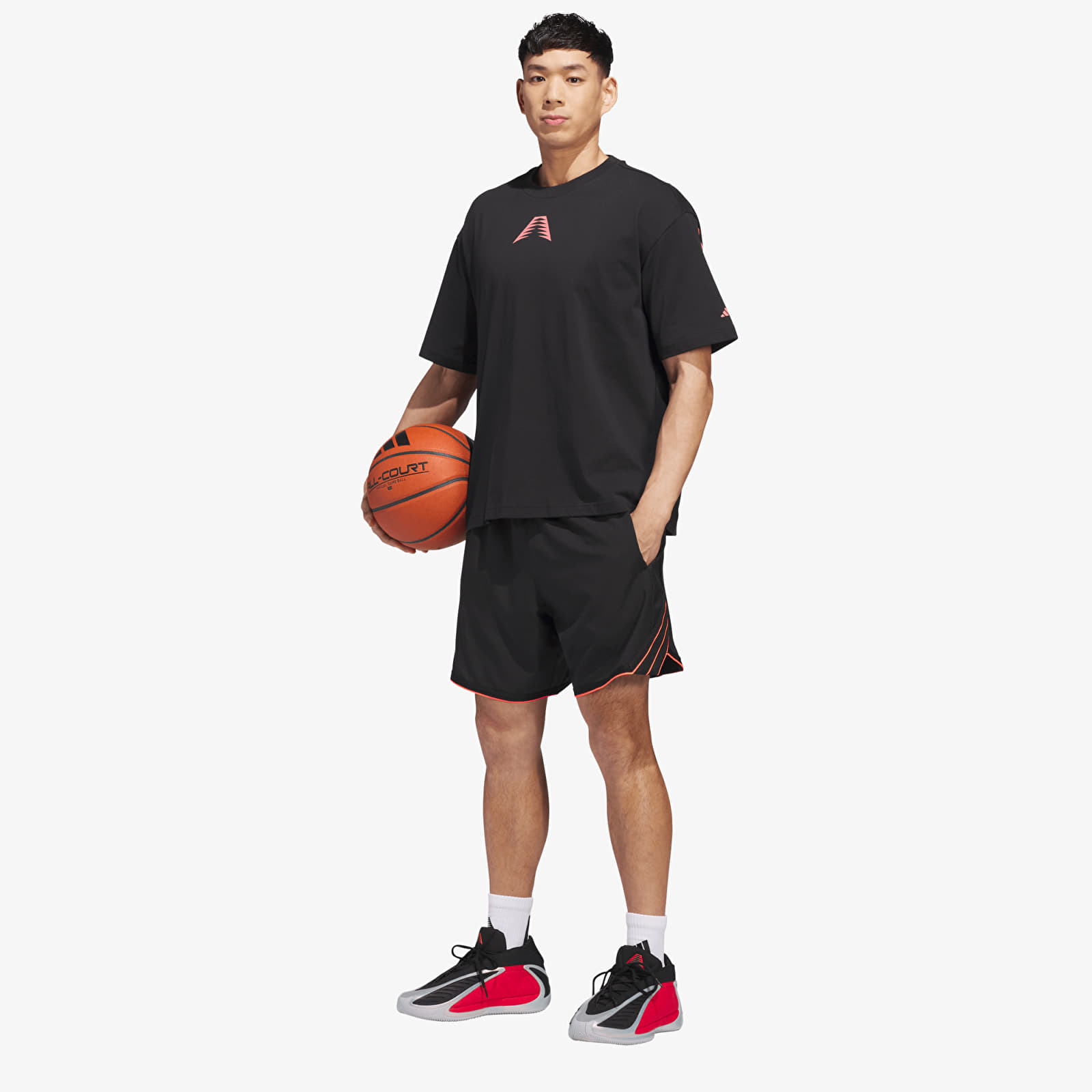 Футболки adidas Anthony Edwards Believe That Tee Black/ Solar Turbo