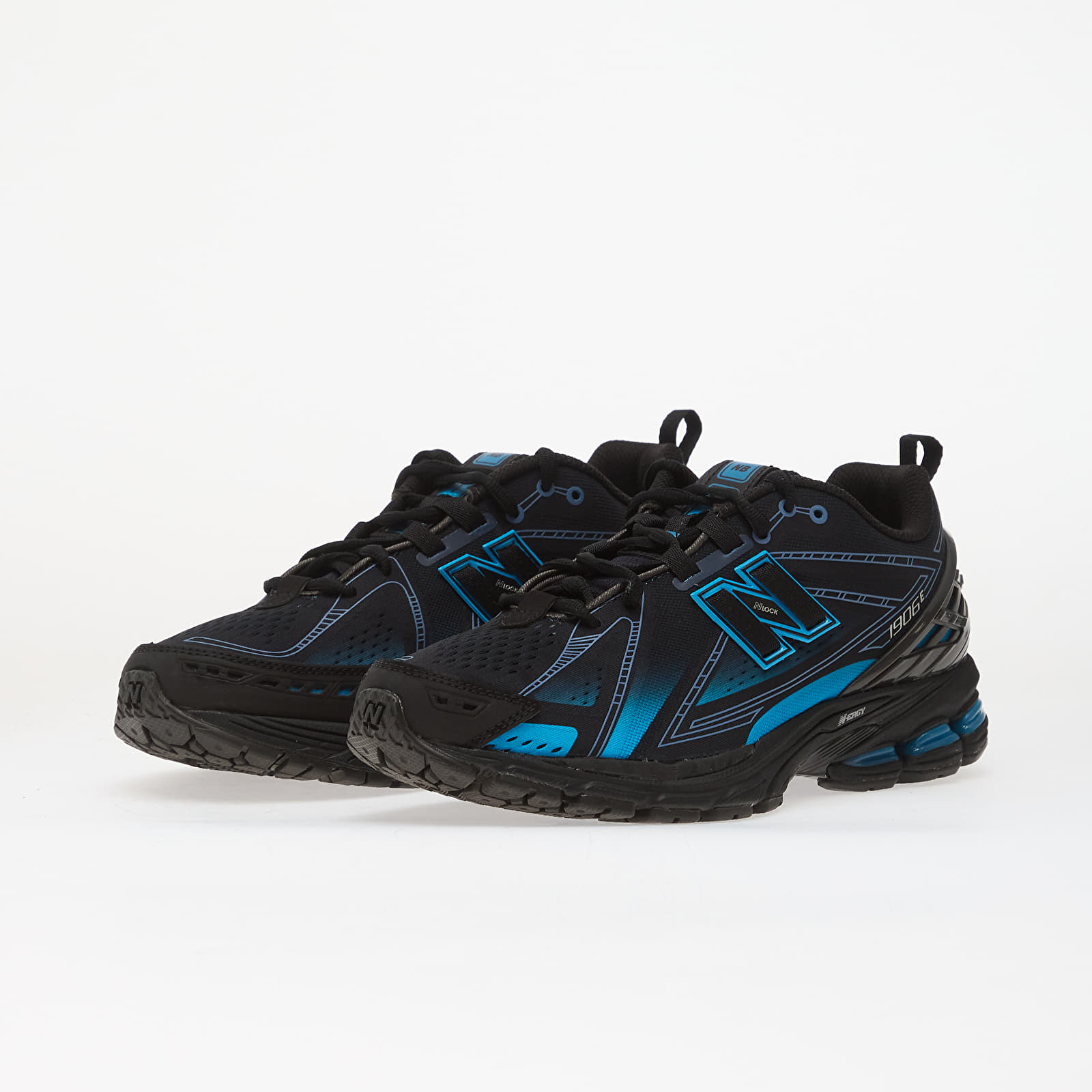 Chaussures et baskets homme New Balance 1906 Altitude/ Black