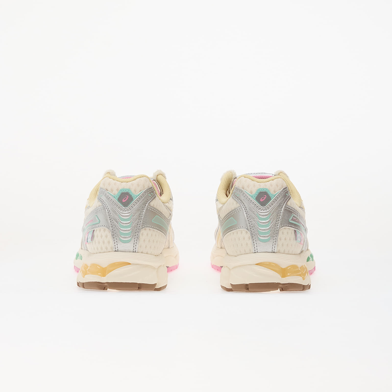 Chaussures et baskets homme Asics x VANDYTHEPINK® Gel-Kayano 12.1 Antique White/ Antique White