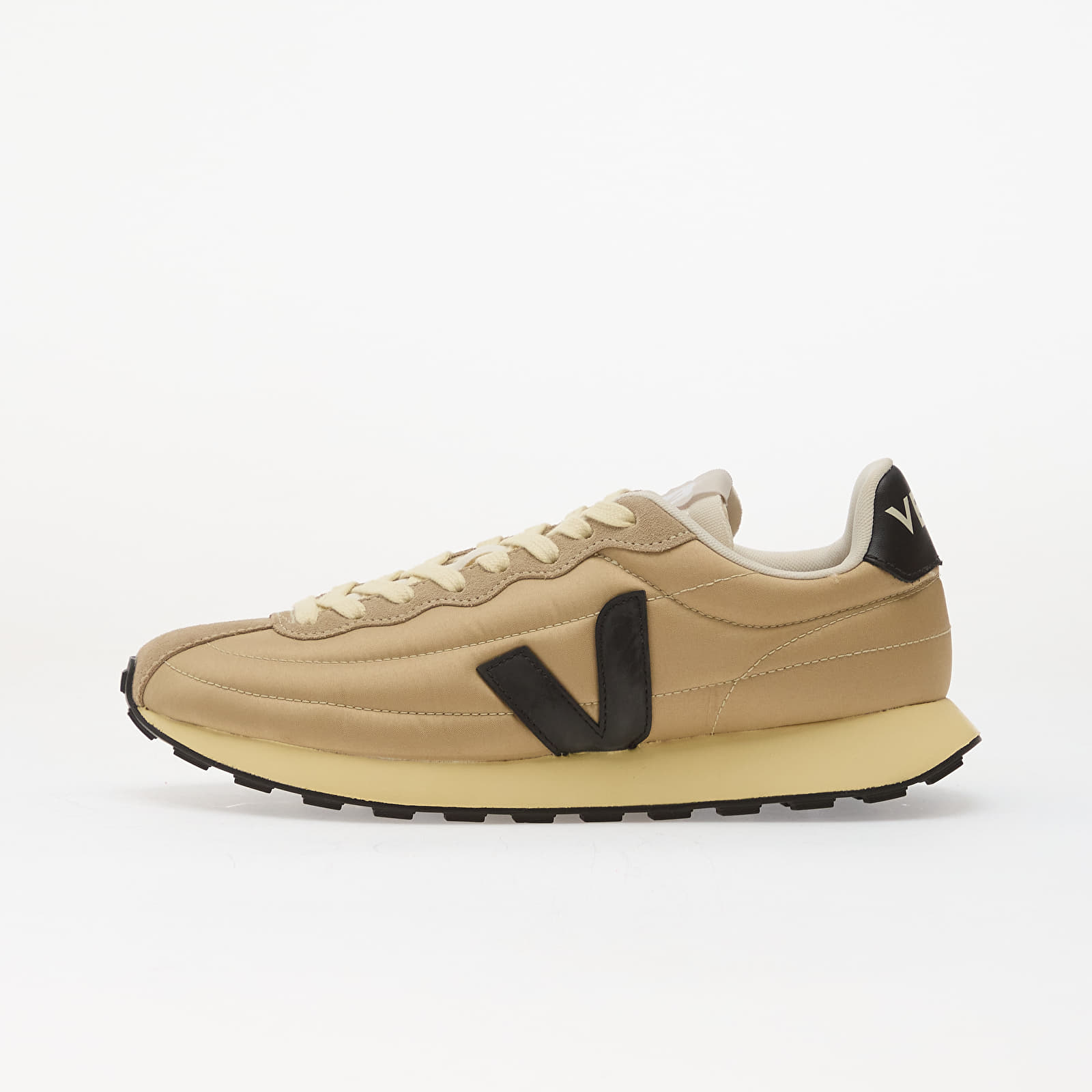 Women's shoes Veja Belem Nolyn Almond/ Black