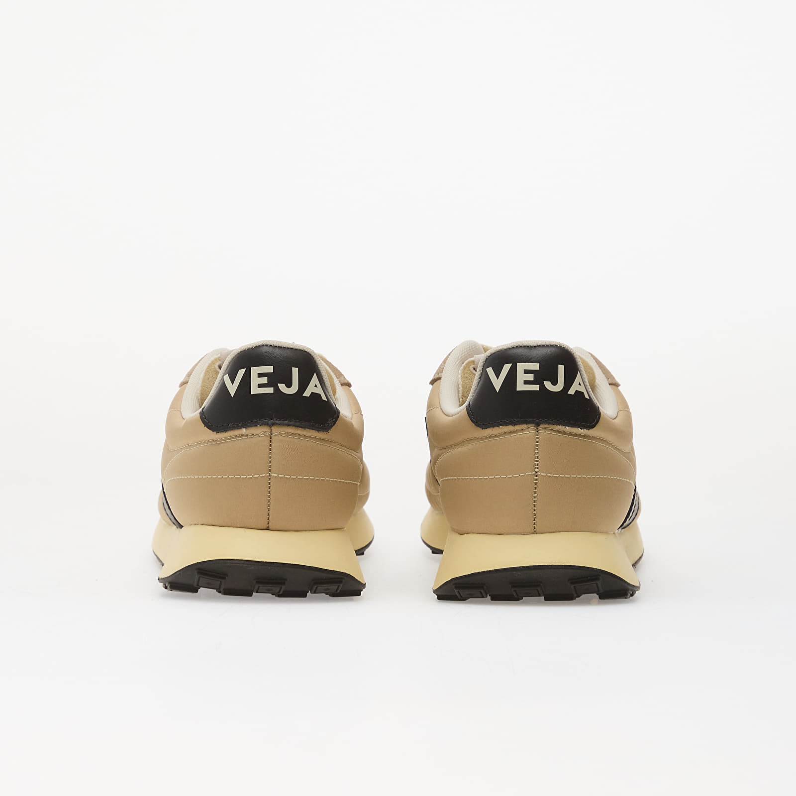 Women's shoes Veja Belem Nolyn Almond/ Black