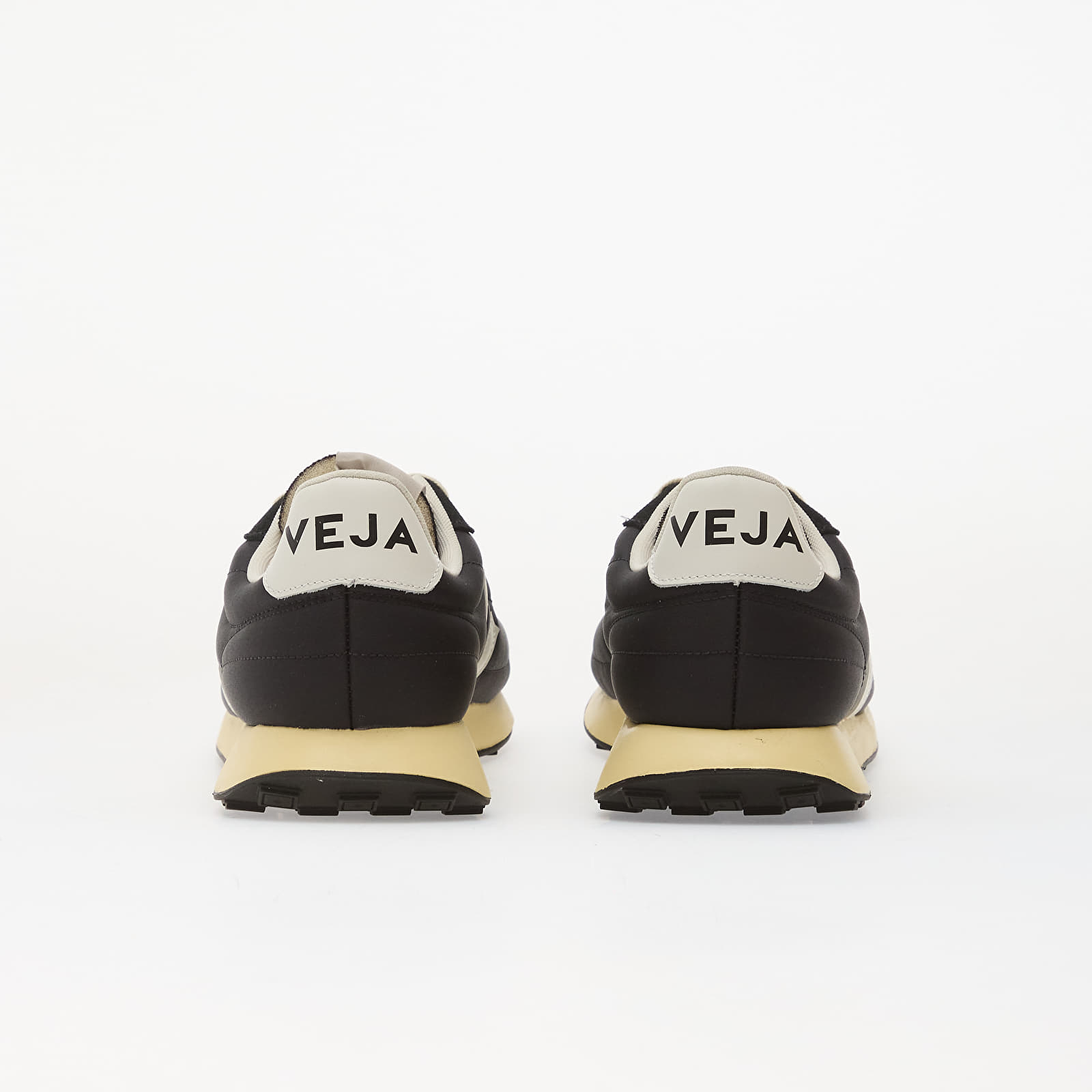 Încălțăminte și sneakerși pentru femei Veja Belem Nolyn Black/ White