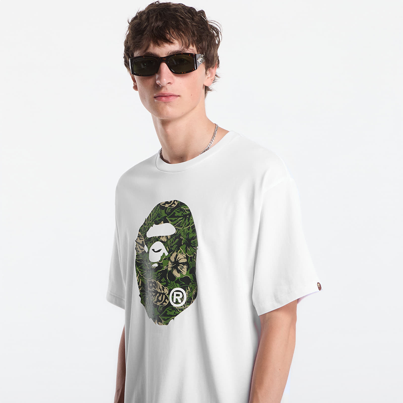 Футболки A Bathing Ape Palm Resort Camo Ape Head Tee UNISEX White