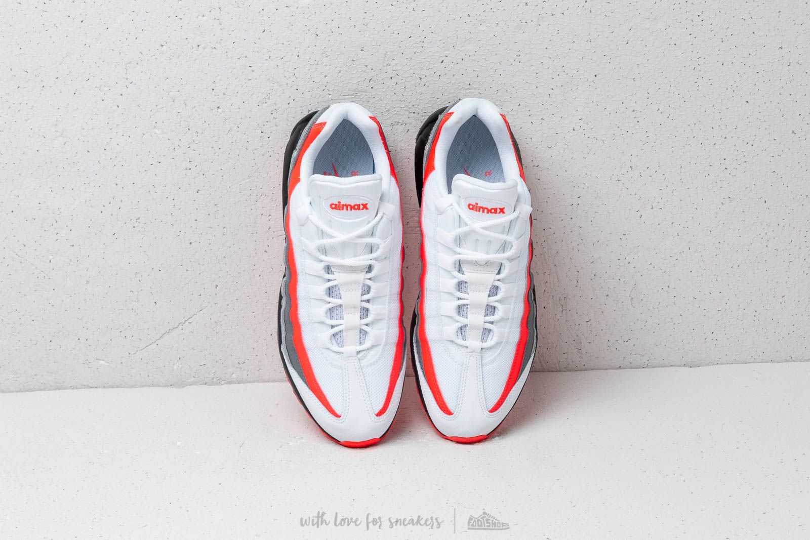 Air max 95 white bright crimson on sale