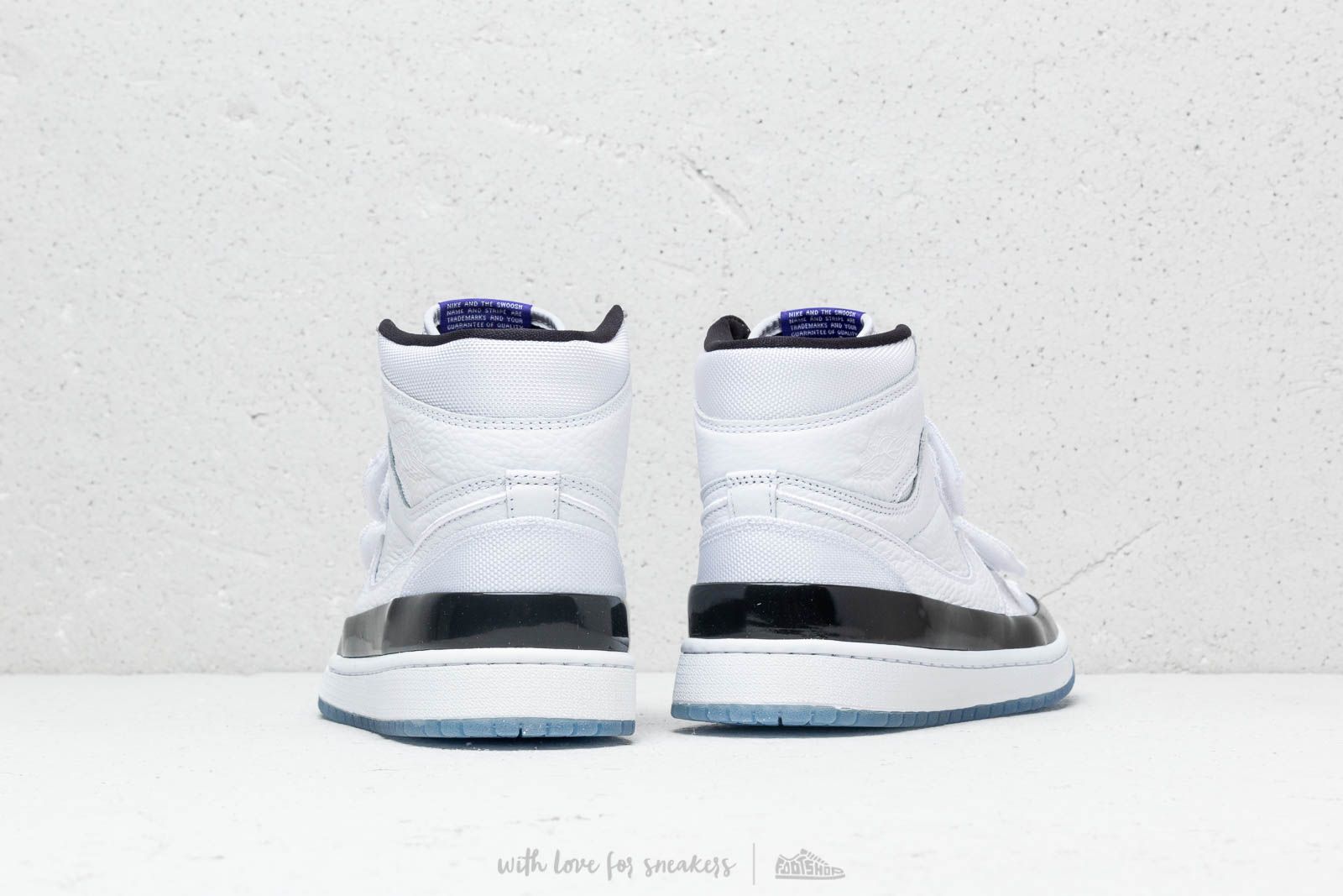 Jordan 1 retro hotsell high double strap concord