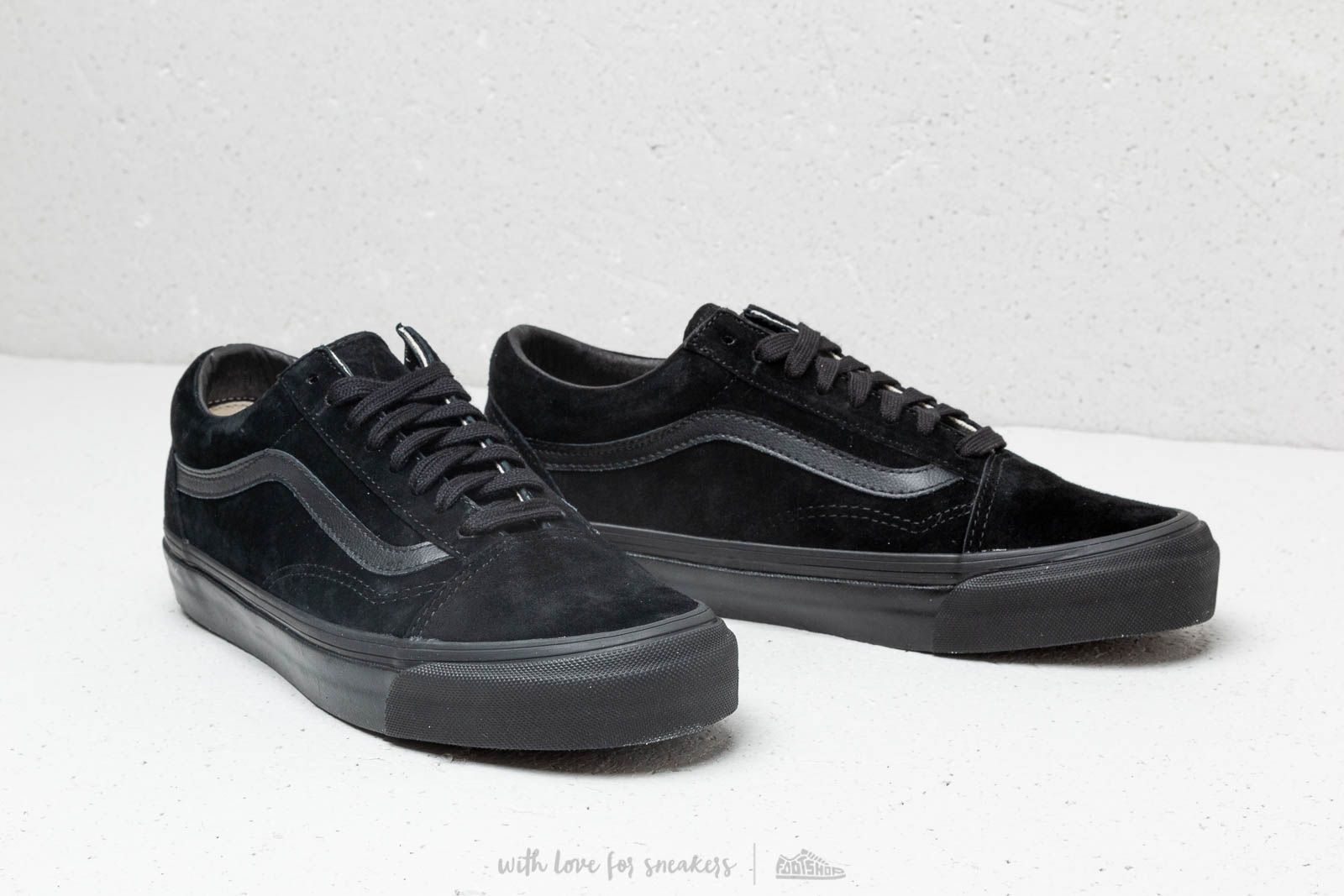 Black og old skool lx sneakers clearance