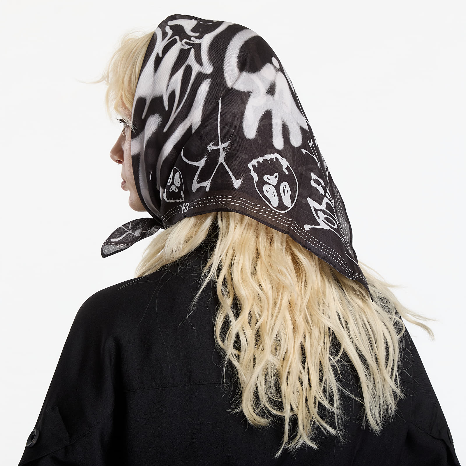 Šály Y-3 Chito Graphic Scarf S Black/ Multicolor