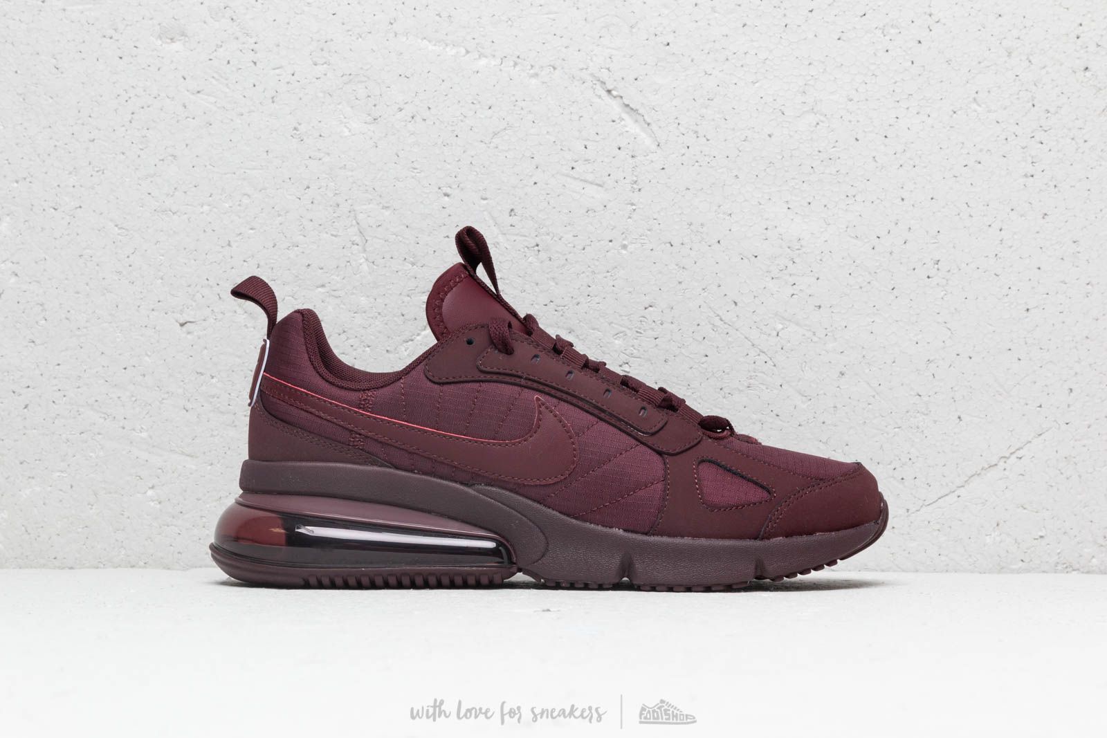 Burgundy nike air 270 hotsell