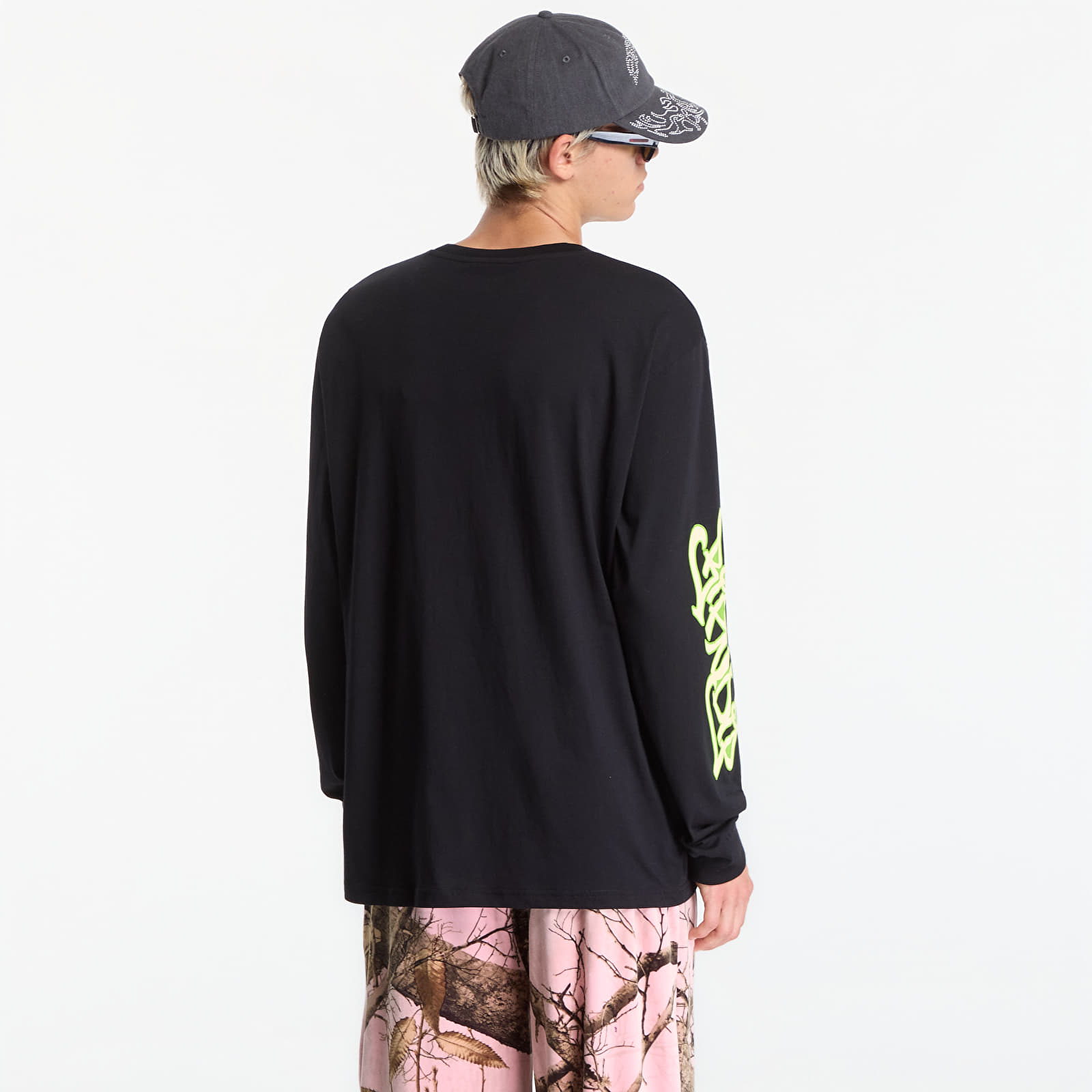 T-shirts RIPNDIP Dragonology LS Black