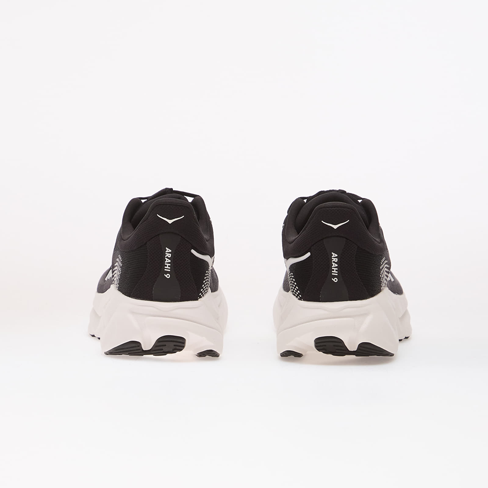 Férfi cipők Hoka M Arahi 9 Black/ White