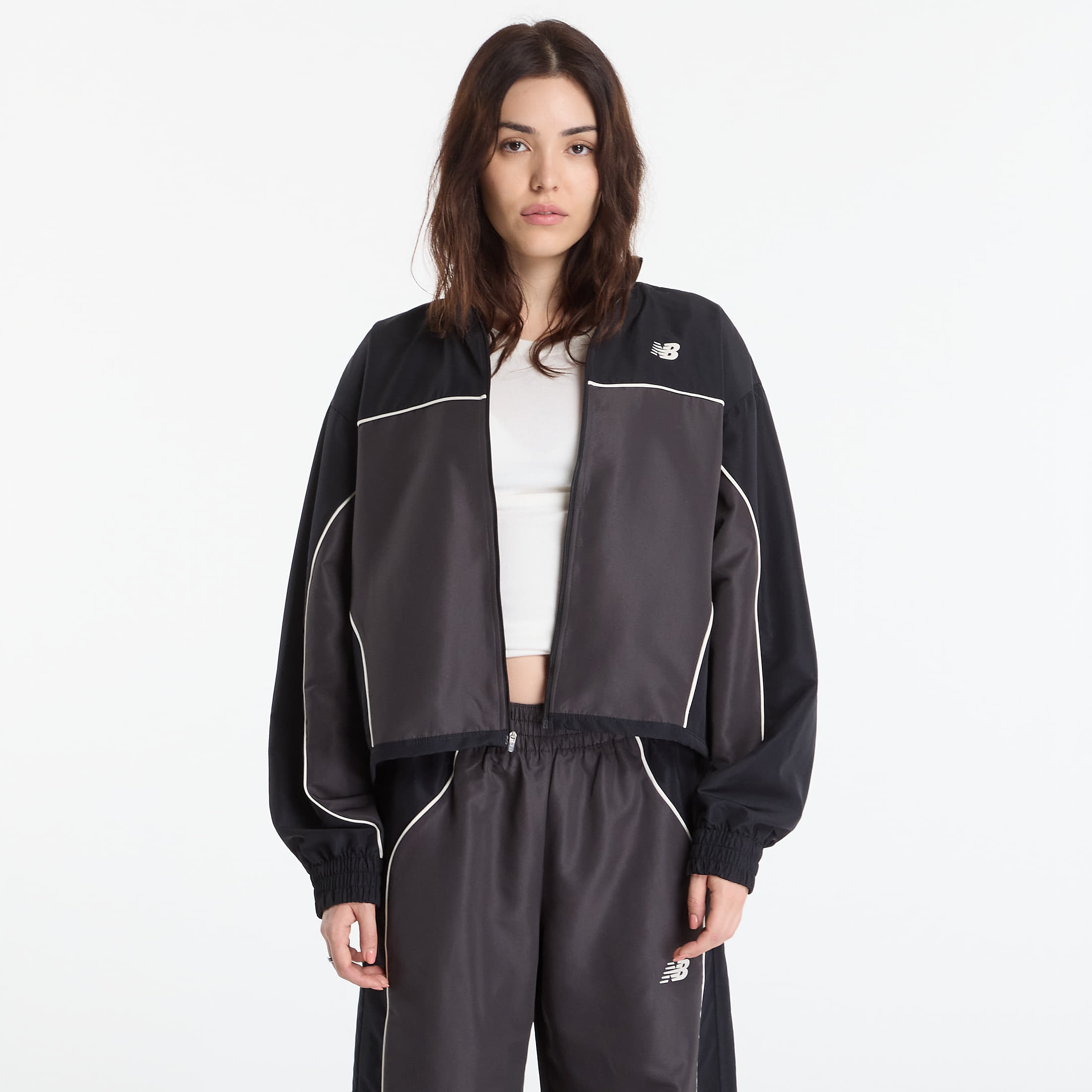 Jachetă New Balance Trackside Woven Jacket Black Cement M