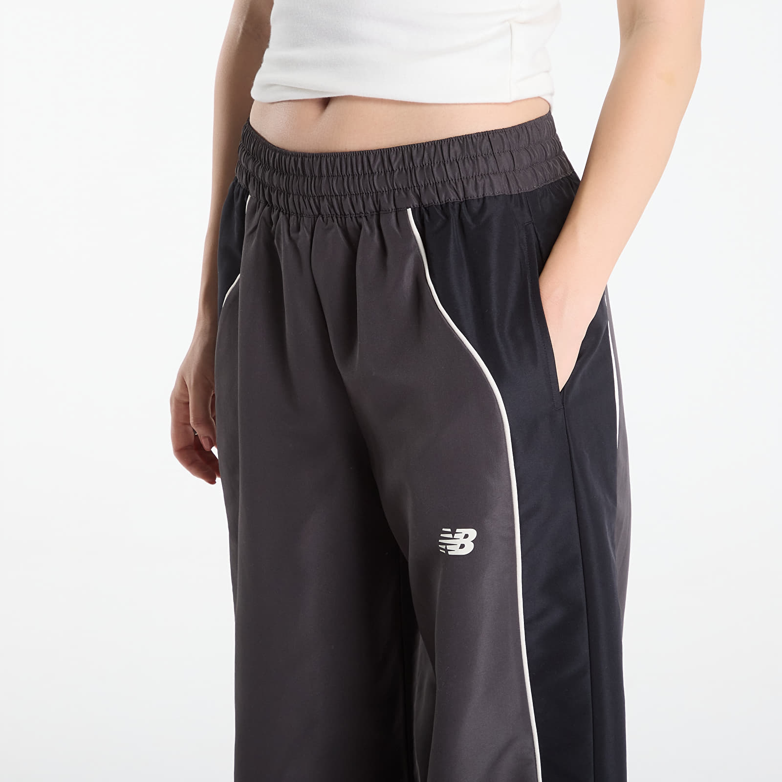 Jogger Pants New Balance Trackside Woven Pant Black Cement