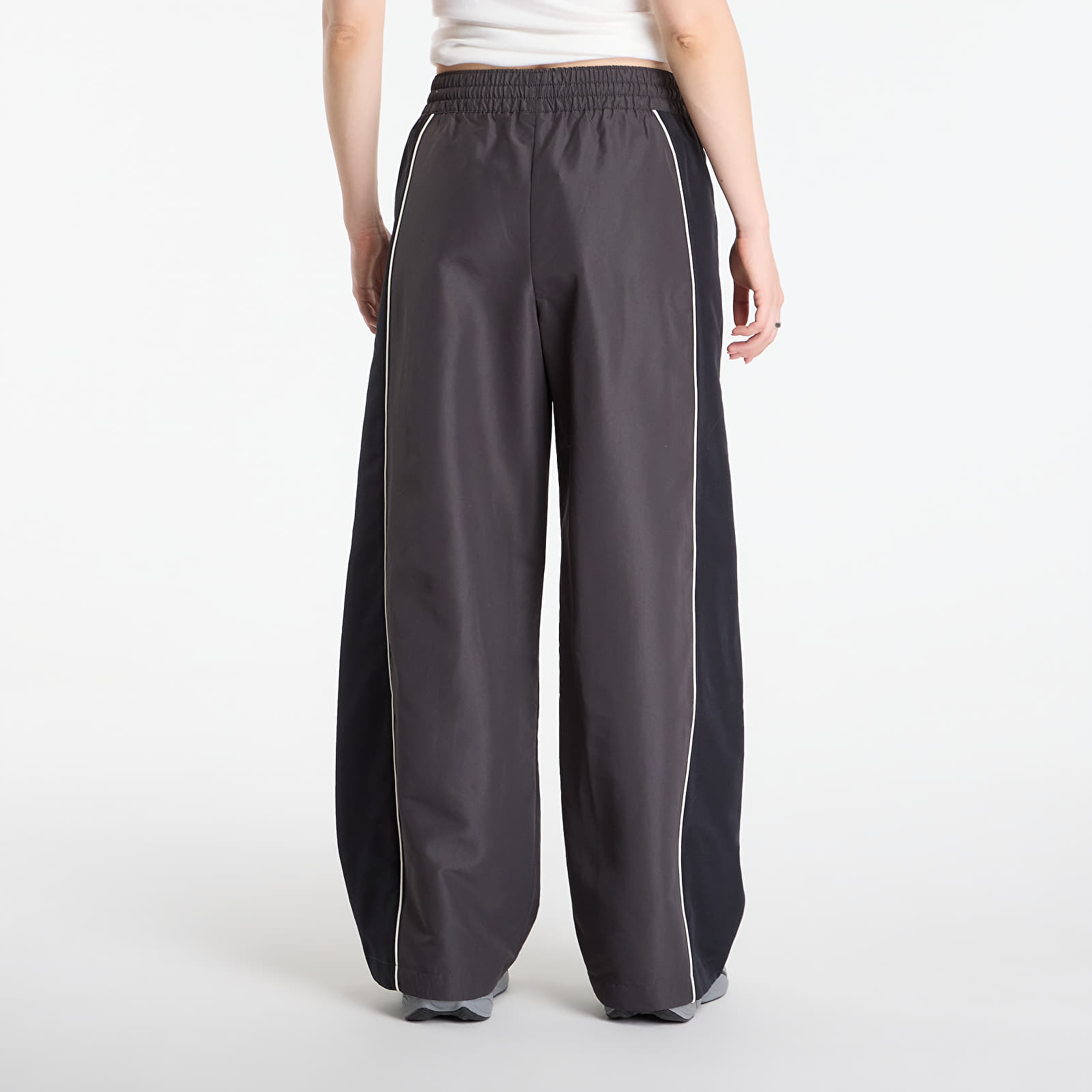 Jogger Pants New Balance Trackside Woven Pant Black Cement