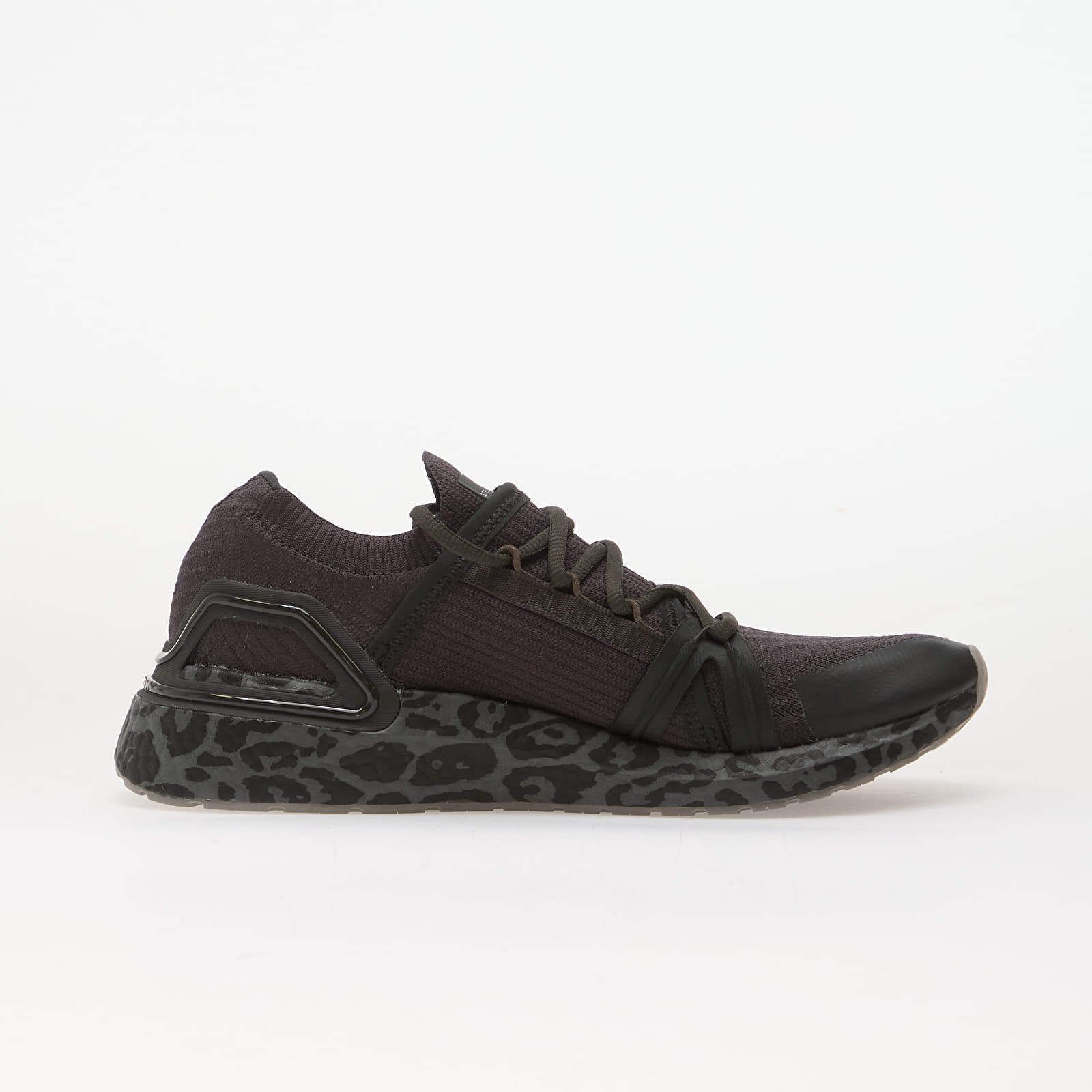 Жіноче взуття adidas by Stella McCartney Ultraboost Dna Carbon/ Grey Four/ Dove Grey