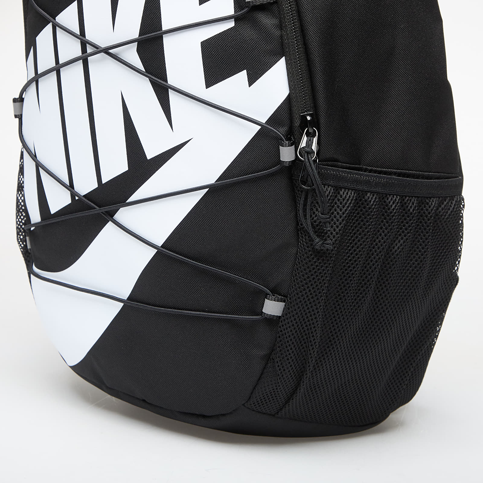 Рюкзаки Nike Heritage Sweep Backpack 25L Black/ Black/ White