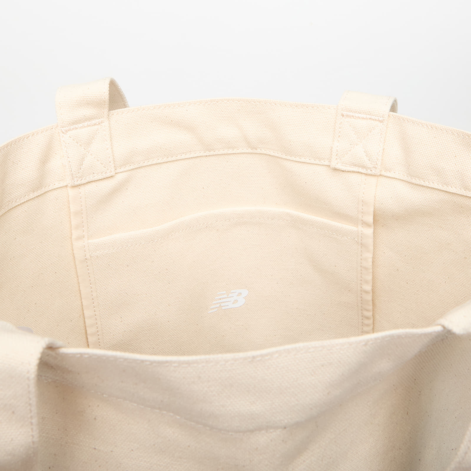 Crossbody bags New Balance NB Athletics Graphic Tote Sea Salt/ Nb Navy/ Te Red
