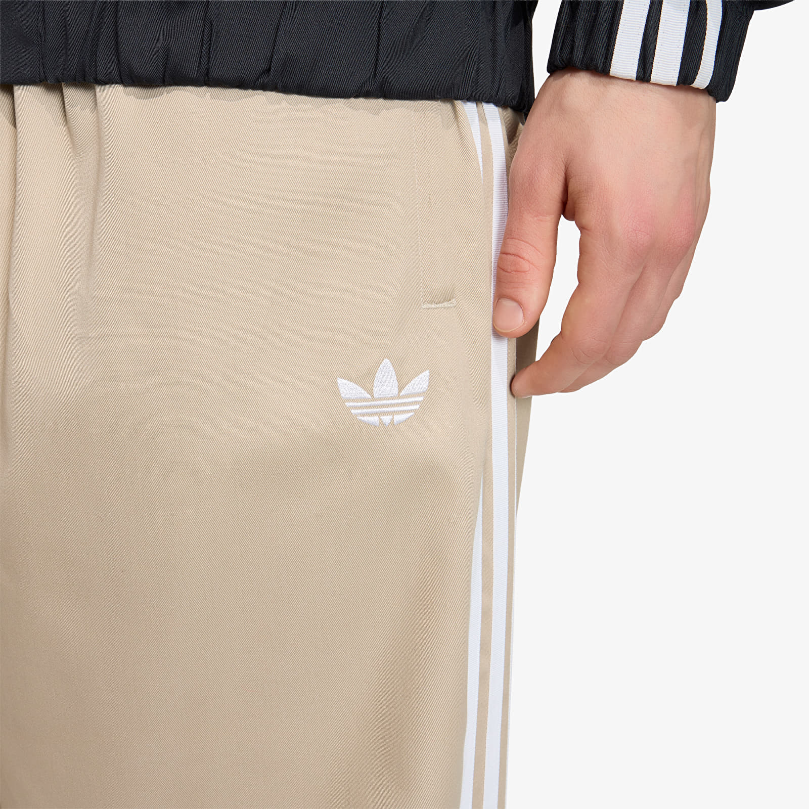 Pantaloni adidas Adicolor SST Cotton Twill Pants Khaki Three