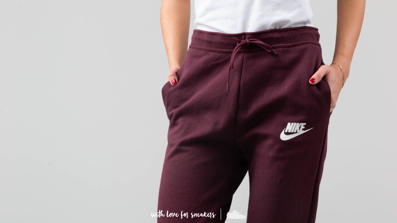 Hlače Nike Sportswear Advance15 Pants Burgundy Crush/ Sail