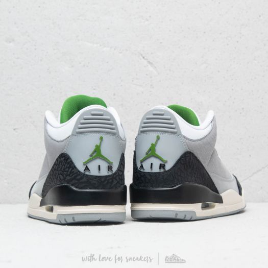 Men s shoes Air Jordan 3 Retro Lt Smoke Grey Chlorophyll Footshop